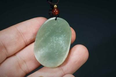 上海都达杂项专场三十四【年后发货全场包邮】  天然和田玉精雕《喜上眉梢》挂件 附鉴定证书86-103