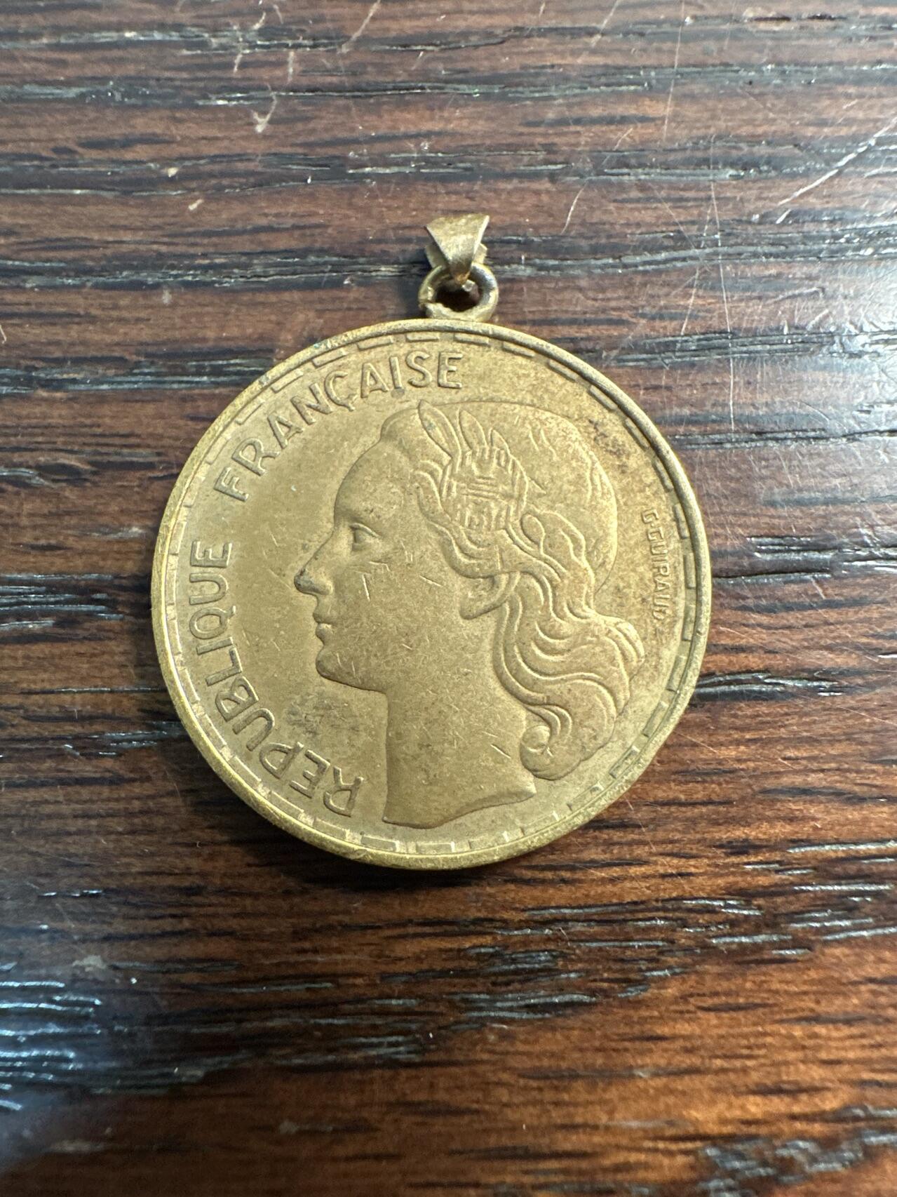 蒂克钱币- 第56场 外国散币免佣金限时拍 法国 1953年 公鸡50分 铜币 镶挂