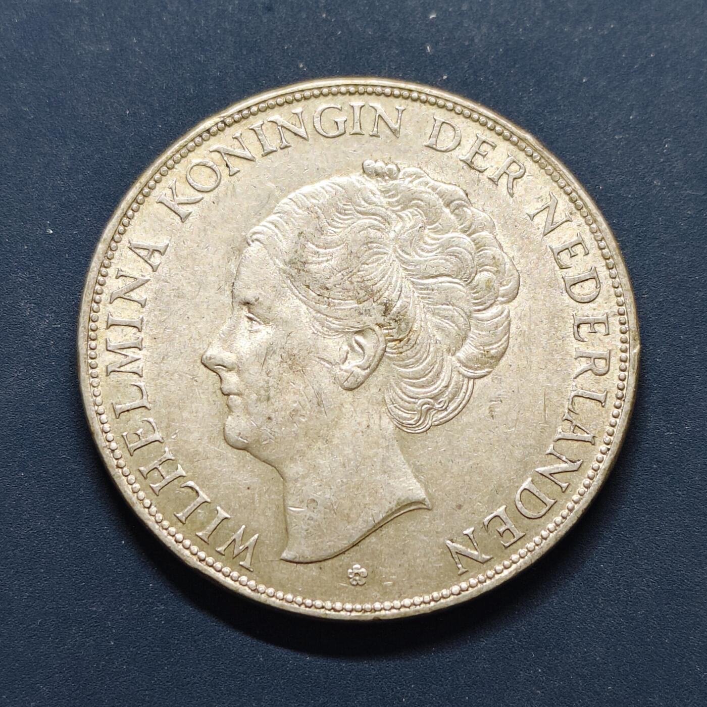 【全场包邮】纯粹捡漏拍497场-持续更新中 荷兰1931年威廉明娜女王2.5盾银币【38毫米25克72%】-B