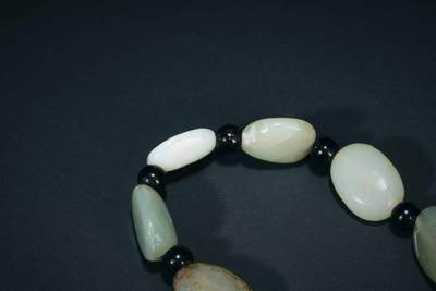 上海都达杂项专场三十四【年后发货全场包邮】  天然和田玉籽料手串86-77