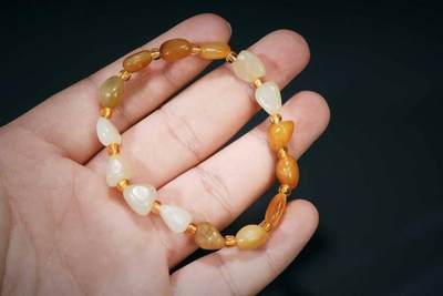 上海都达杂项专场三十四【年后发货全场包邮】  天然 和田玉籽料手串86-78