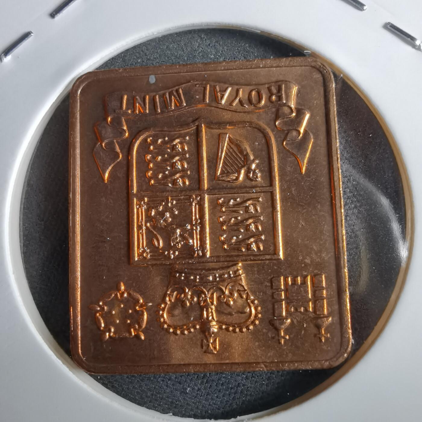 沼泽如烟--第967场 英国1971年年份铭牌