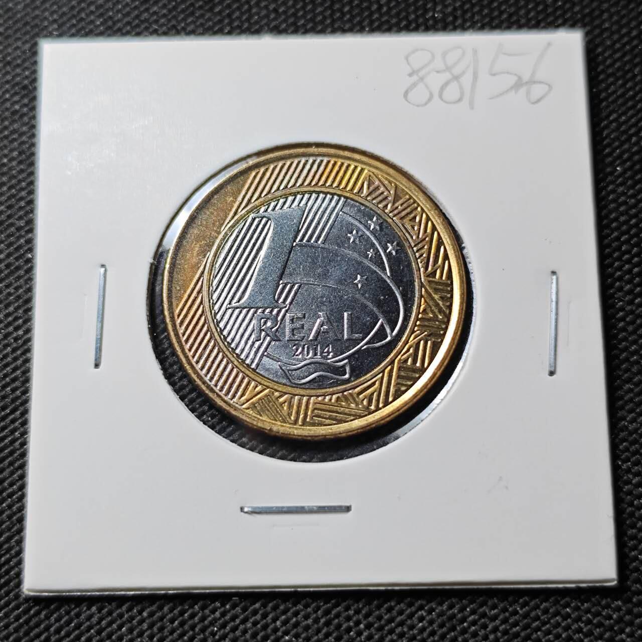 KK钱币收藏小铺  第388期  2月预留时间 周末发货  巴西1瑞尔双色币纪念币 好品