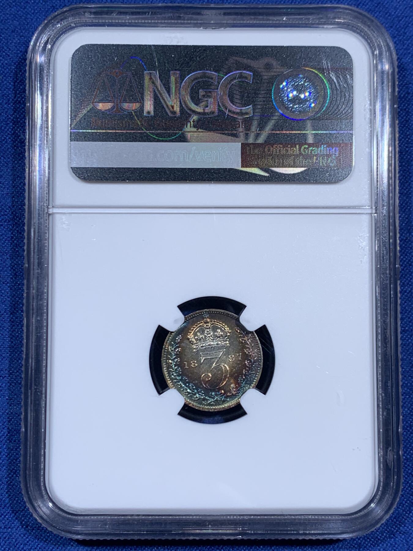 《竞宝斋》第460场 周日，周一，2场连拍 （全场包邮）欢迎送拍 NGC MS62 英国 1887年 维多利亚女王高冠3便士银币 炫丽五彩