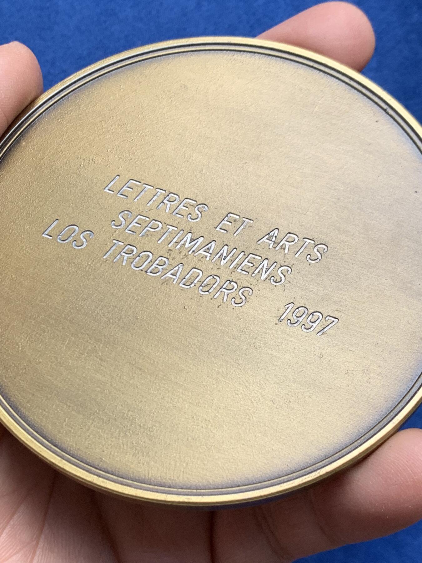 《竞宝斋》第460场 周日，周一，2场连拍 （全场包邮）欢迎送拍 1997年塞普蒂曼尼亚的文学与艺术-行吟诗人大铜章 201.4克 89mm 带盒