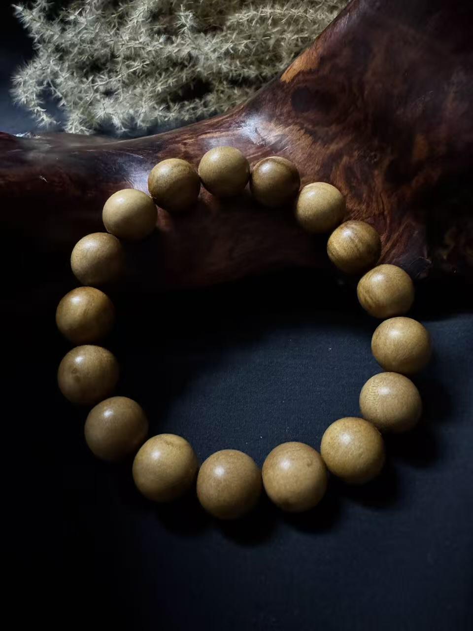 零元拍：正区印度迈索尔老山檀手串 12MM 