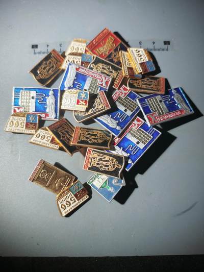 109期新疆红钱粟特钱币丝路钱币专场 - 徽章一组23个