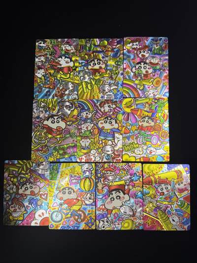 奇点新卡 无佣金 不寄存 不收拍   主攻奇点（有大佬赞助）需要多宫大佬请私聊 部分卡牌设有底价（不想玩的那么累，即使有底价也会比市场价便宜的多，懂的自然懂） 拒绝小号抬价 大家放心拍 所有拍品部分套有卡膜 部分卡牌多宫 自制卡牌 不包厂瑕 放大镜 品控 勿拍 流拍商品会循环 感谢大家支持 留个关注 不定时上新 谢谢 - 奇点卡牌 手绘蜡笔小新全套粗闪10张