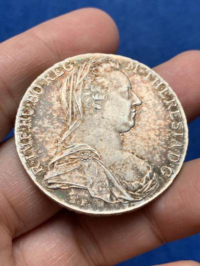 《竞宝斋》第460场 周日，周一，2场连拍 （全场包邮）欢迎送拍 - 1780年大奶妈银币后铸版 五彩包浆