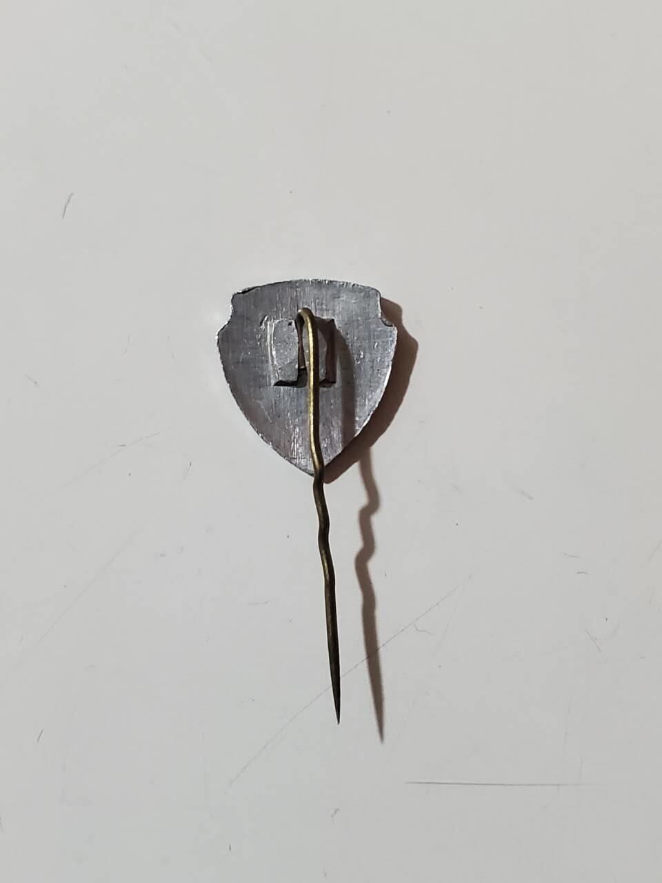 韵星假日拍卖第三十八期 -- Rimey Holidays Auction 38 立陶宛共和国考纳斯市服务证章插针 少见国家