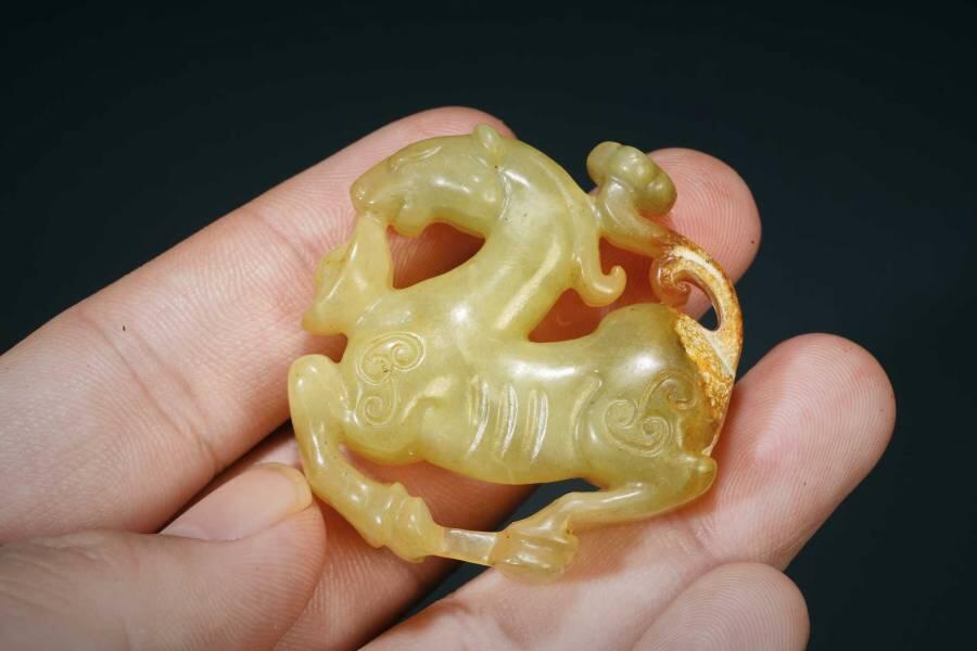 上海都达杂项专场三（全场包邮） 古玉马上如意手把件86-59