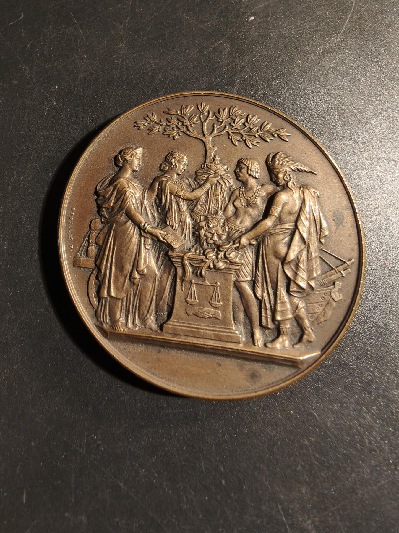 老王徽章第178期 法国巴黎工业科学、艺术与文学学会大铜章    亚历克西斯-约瑟夫·德波利斯作品     原盒      直径50mm     重量65.4g