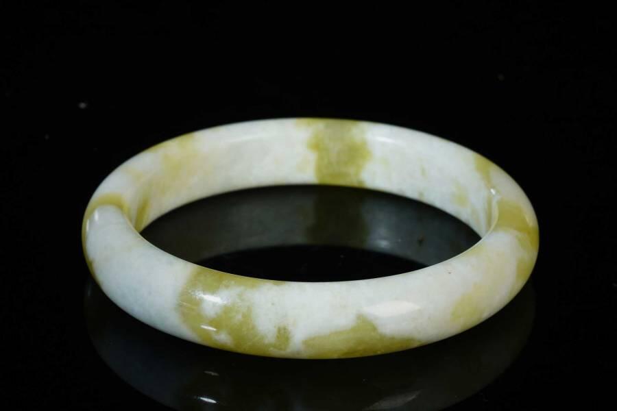 上海都达杂项专场三（全场包邮） 天然蓝田玉贵妃手镯86-33