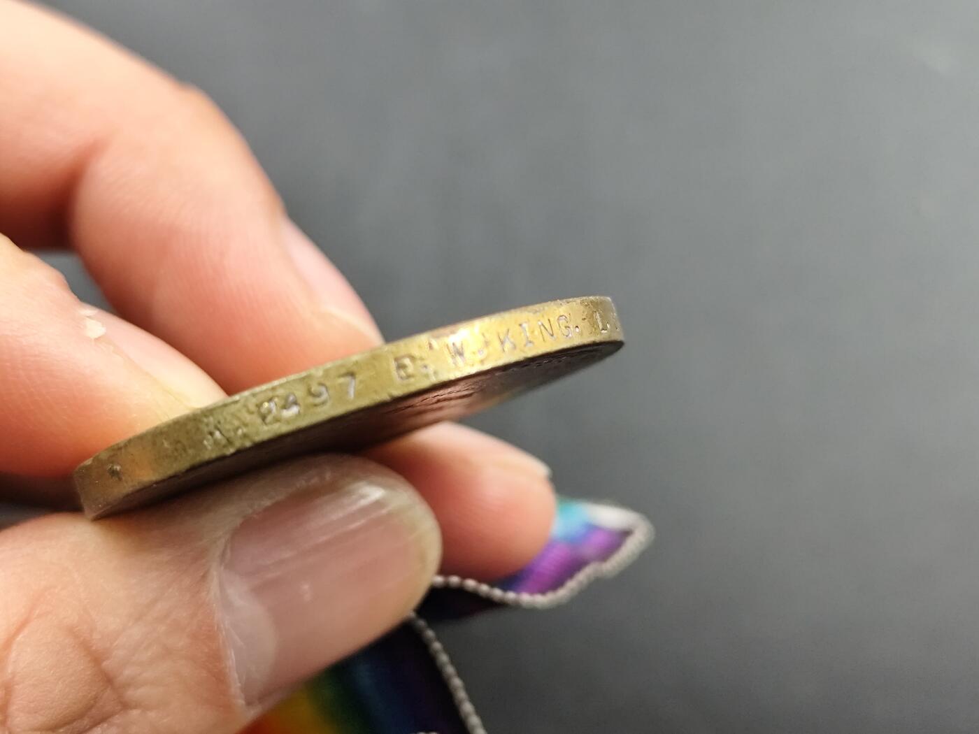 1月18日徽章钱币专场 英国一战胜利纪念章原上挂