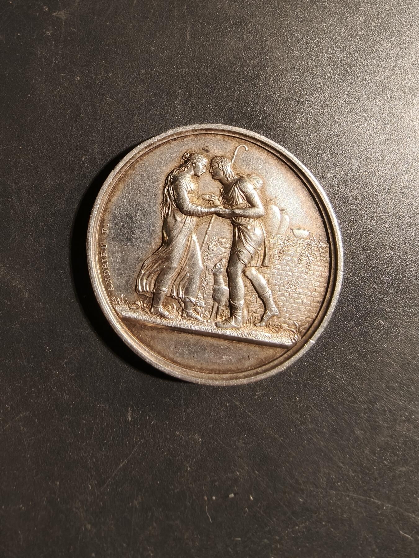 老王徽章第178期 法国婚礼印章    大尺寸    原盒     950银带边铭背铭   1858年实发     直径36mm     重量22.5g     