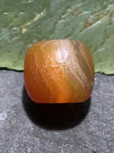 精美高玉化风化纹缠丝玛瑙老形桶珠一颗， - 精美高玉化风化纹缠丝玛瑙老形桶珠一颗，