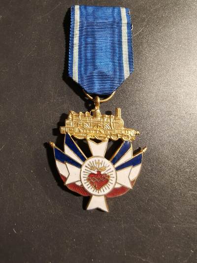 老王徽章第178期 - 法国铁路工人协会奖章     铜质珐琅