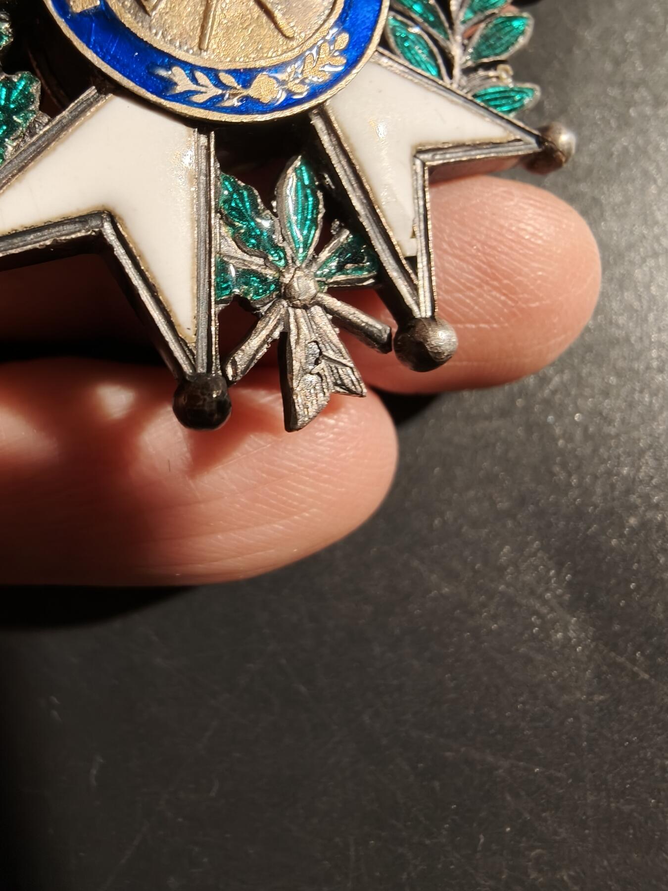 老王徽章第178期 法国骑士级荣誉军团勋章    原盒    银质珐琅    三共时期     