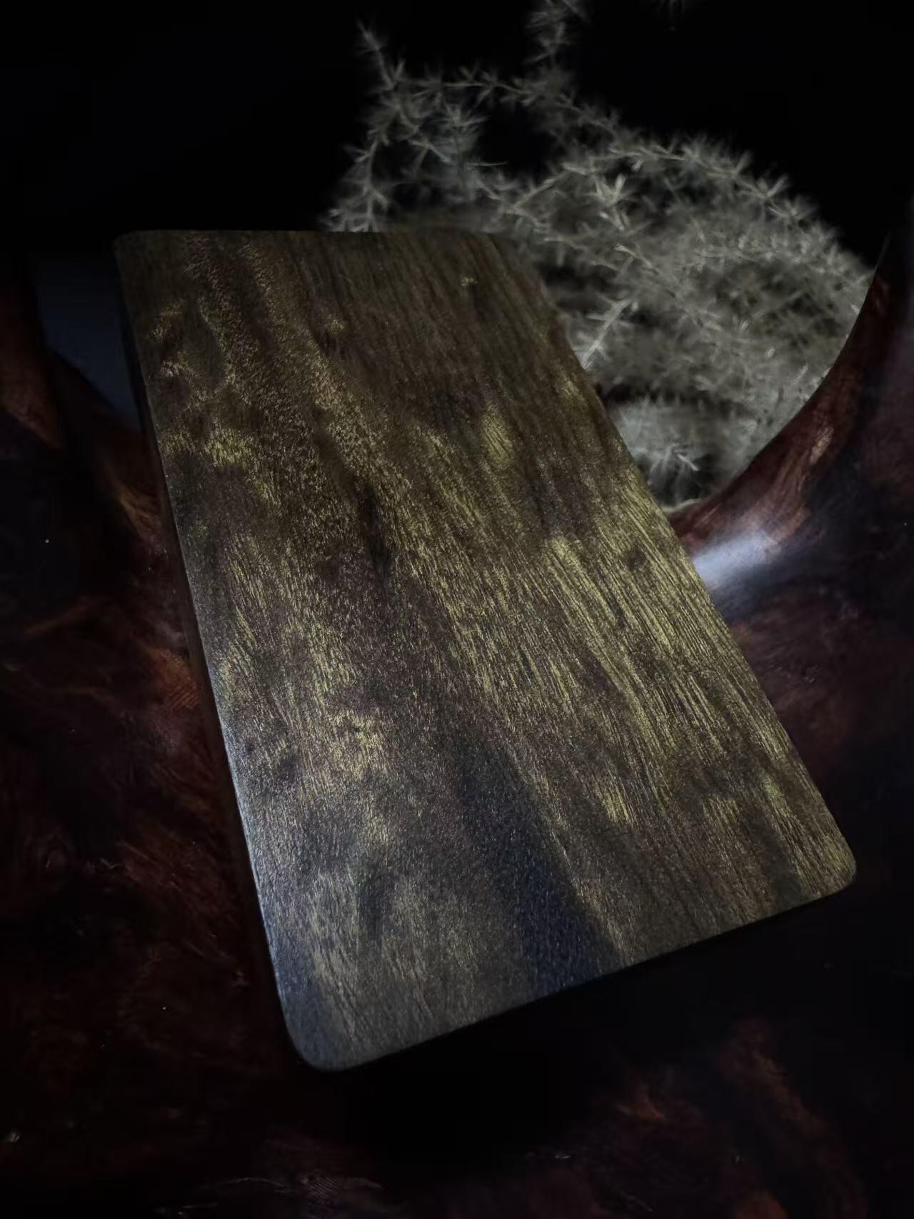 零元拍：B18金丝楠牌子，香喷喷的小金砖，金光闪闪，90/50/14MM