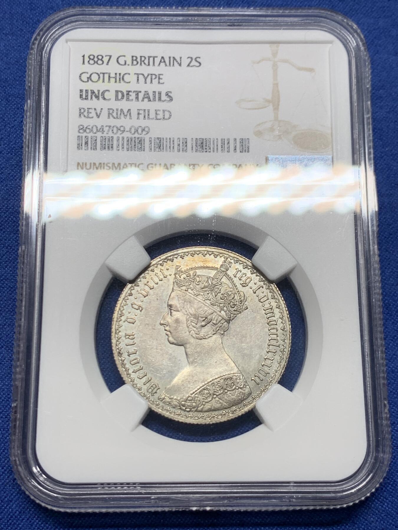 《竞宝斋》第460场 周日，周一，2场连拍 （全场包邮）欢迎送拍 NGC UNC 英国 1887年 哥特体福林银币 细节非常好 感觉可以再试试评级