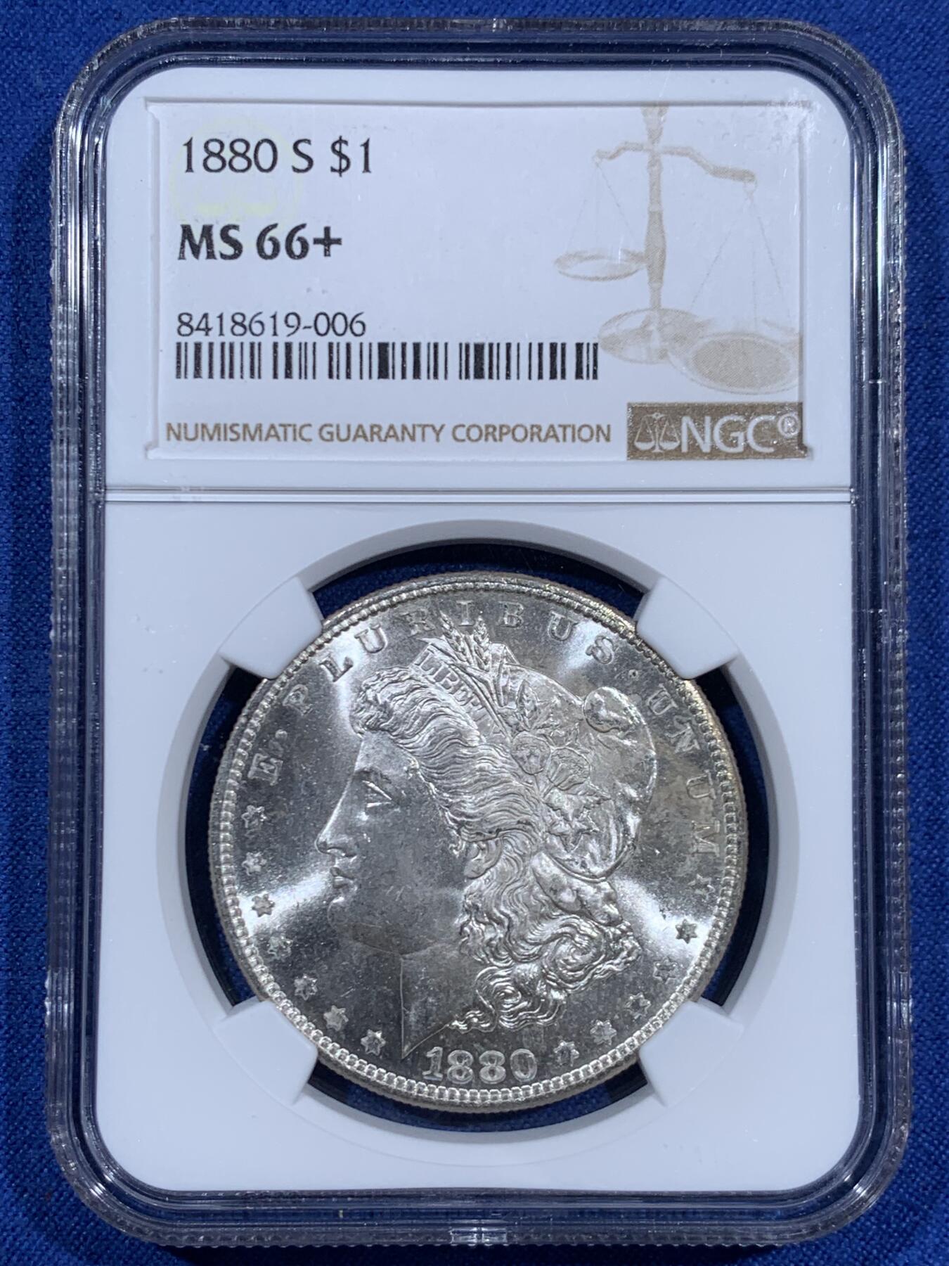 《竞宝斋》第460场 周日，周一，2场连拍 （全场包邮）欢迎送拍 NGC MS66+ 美国1880年S版摩根银币