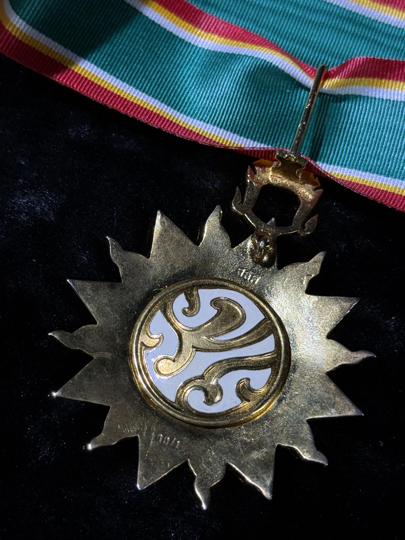 戎马世界章牌大赏第110期 泰国德雷古拉蓬勋章，指挥官级