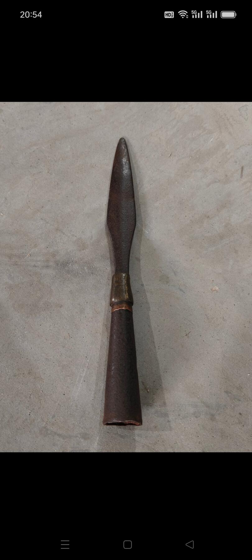 明代龙吞铜箍枪头，铜箍雕刻龙头，造型小巧精致，保存完好，品相一流，包老