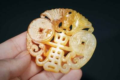 上海都达杂项专场三十四【年后发货全场包邮】  古玉福在眼前玉佩86-57