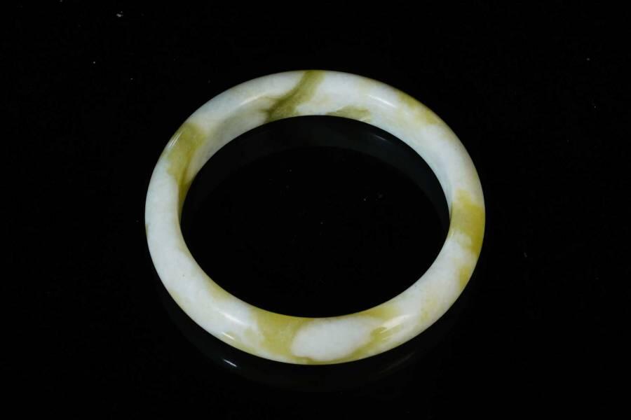 上海都达杂项专场三（全场包邮） 天然蓝田玉贵妃手镯86-33