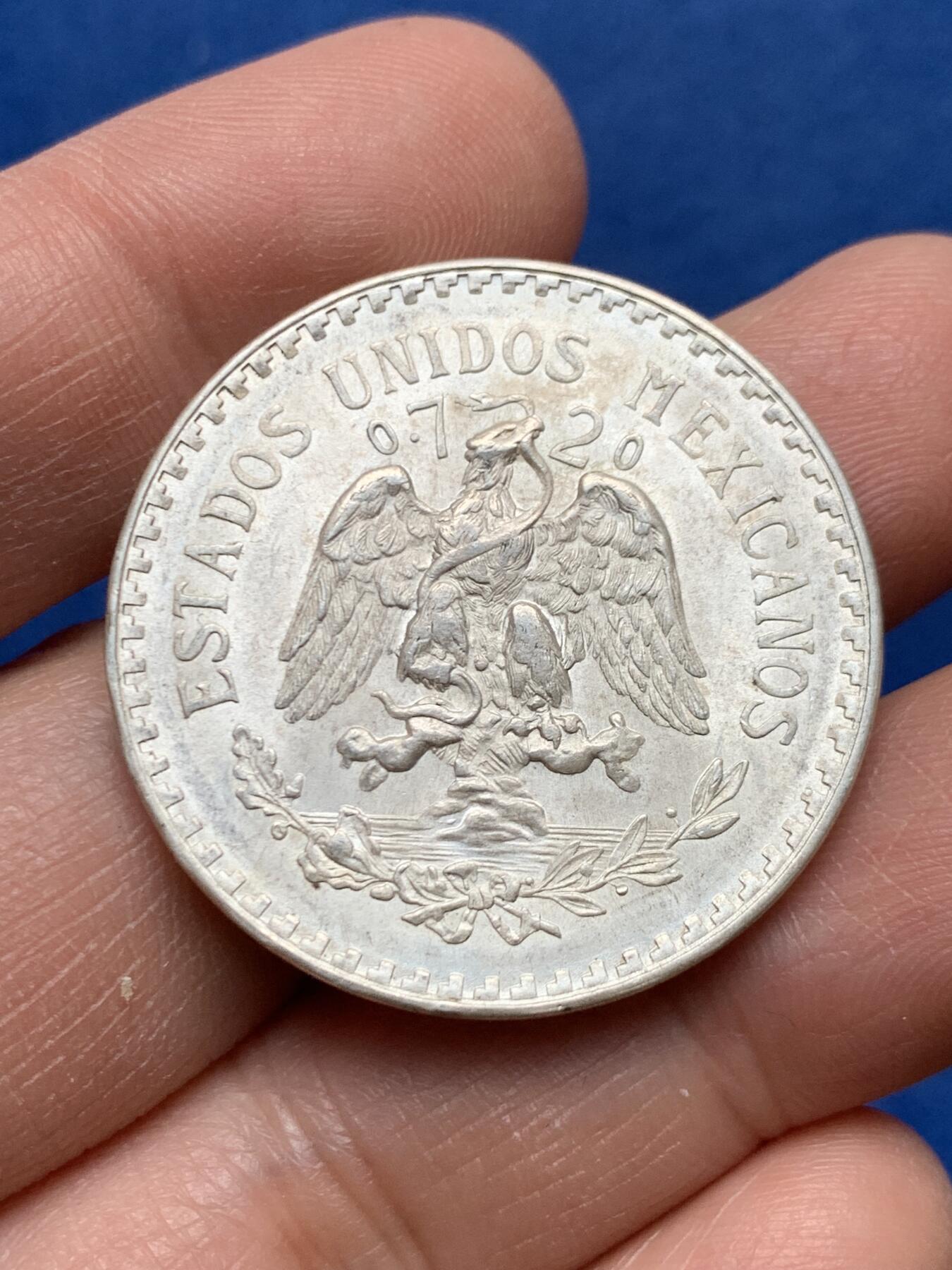 《竞宝斋》第460场 周日，周一，2场连拍 （全场包邮）欢迎送拍 墨西哥1943年一比索银币，16.72克，720银