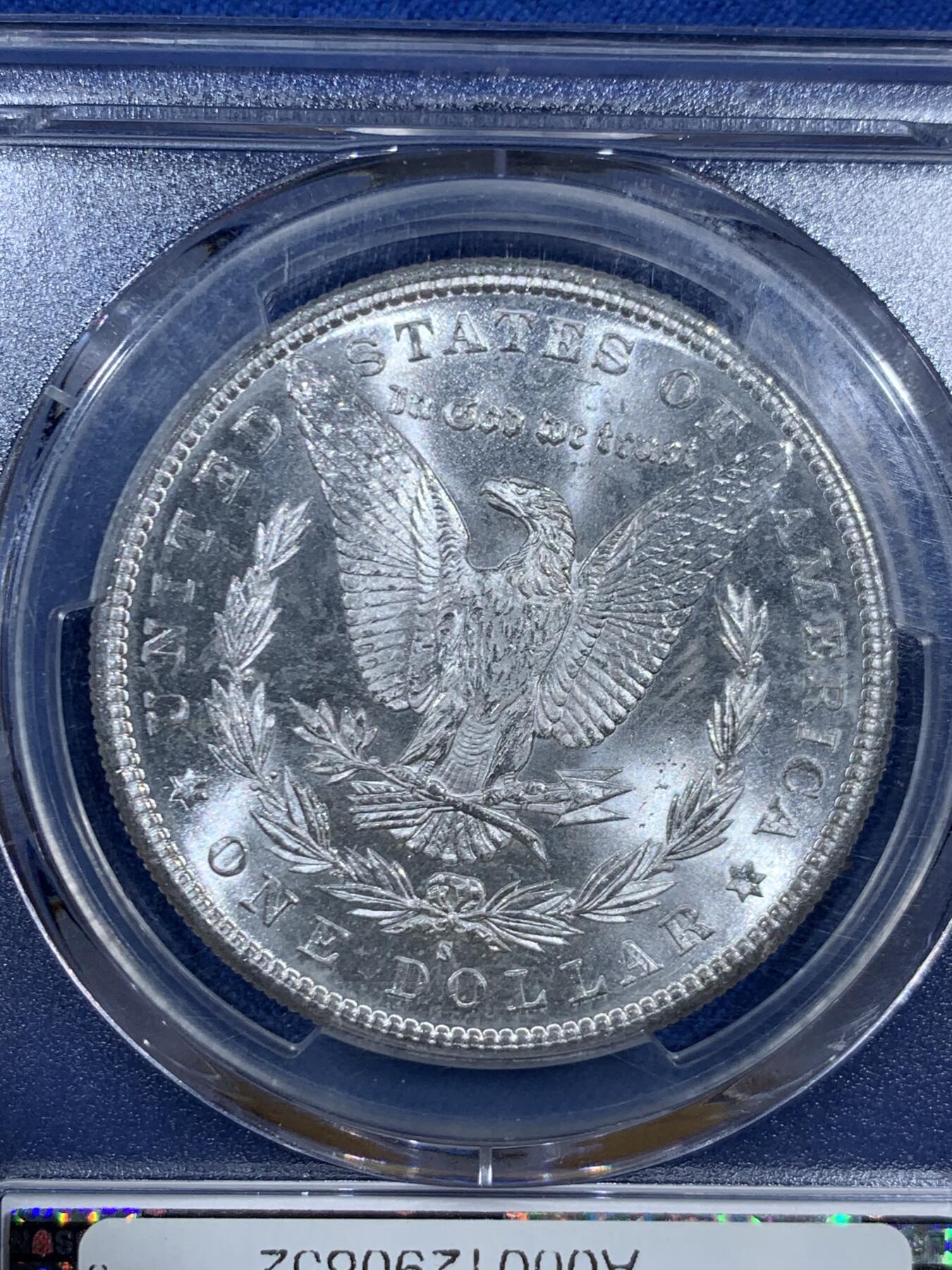 《竞宝斋》第460场 周日，周一，2场连拍 （全场包邮）欢迎送拍 NGC MS65 美国 1880年s版 摩根银币 当下银价大涨 盒子背面支撑有磕 细节见图