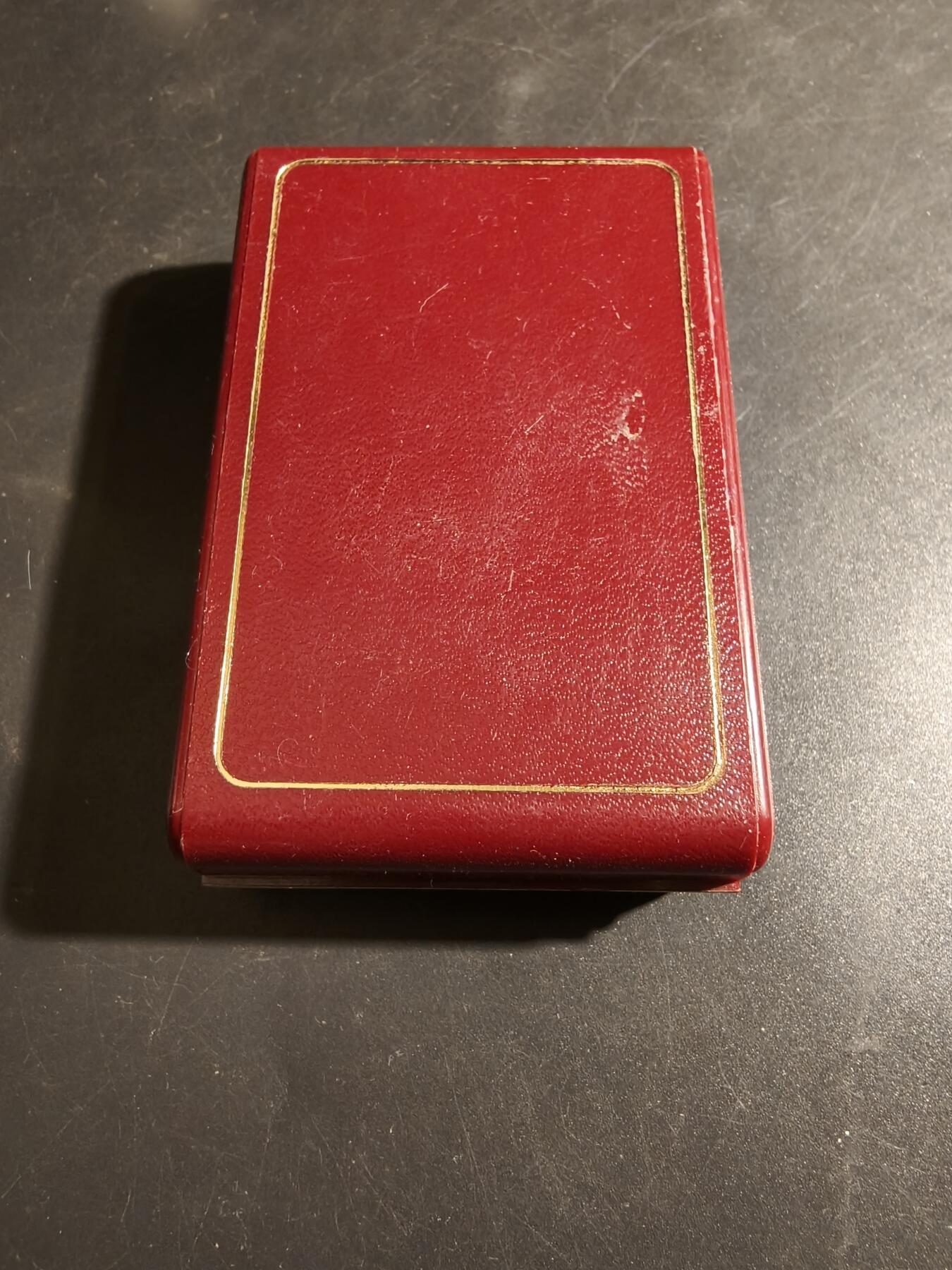 老王徽章第178期 法国骑士级鼓励奉献协会勋章     原盒     