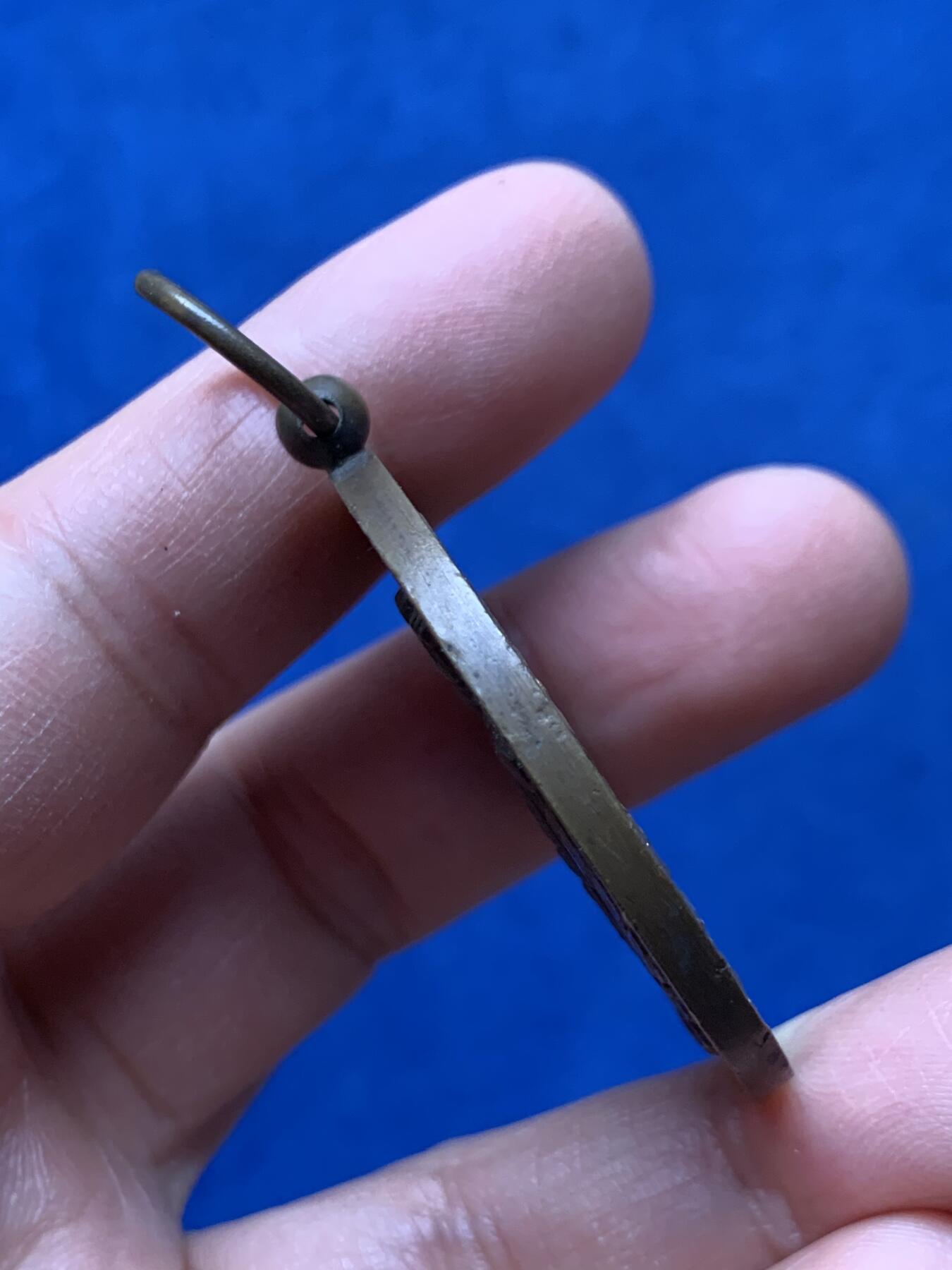 《竞宝斋》第460场 周日，周一，2场连拍 （全场包邮）欢迎送拍 法国康布雷市城市纪念铜章 带环重38.4克 42mm