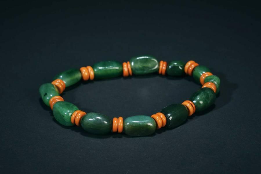 上海都达杂项专场三（全场包邮） 天然 和田玉碧玉随形糖珠手串 附鉴定证书86-82