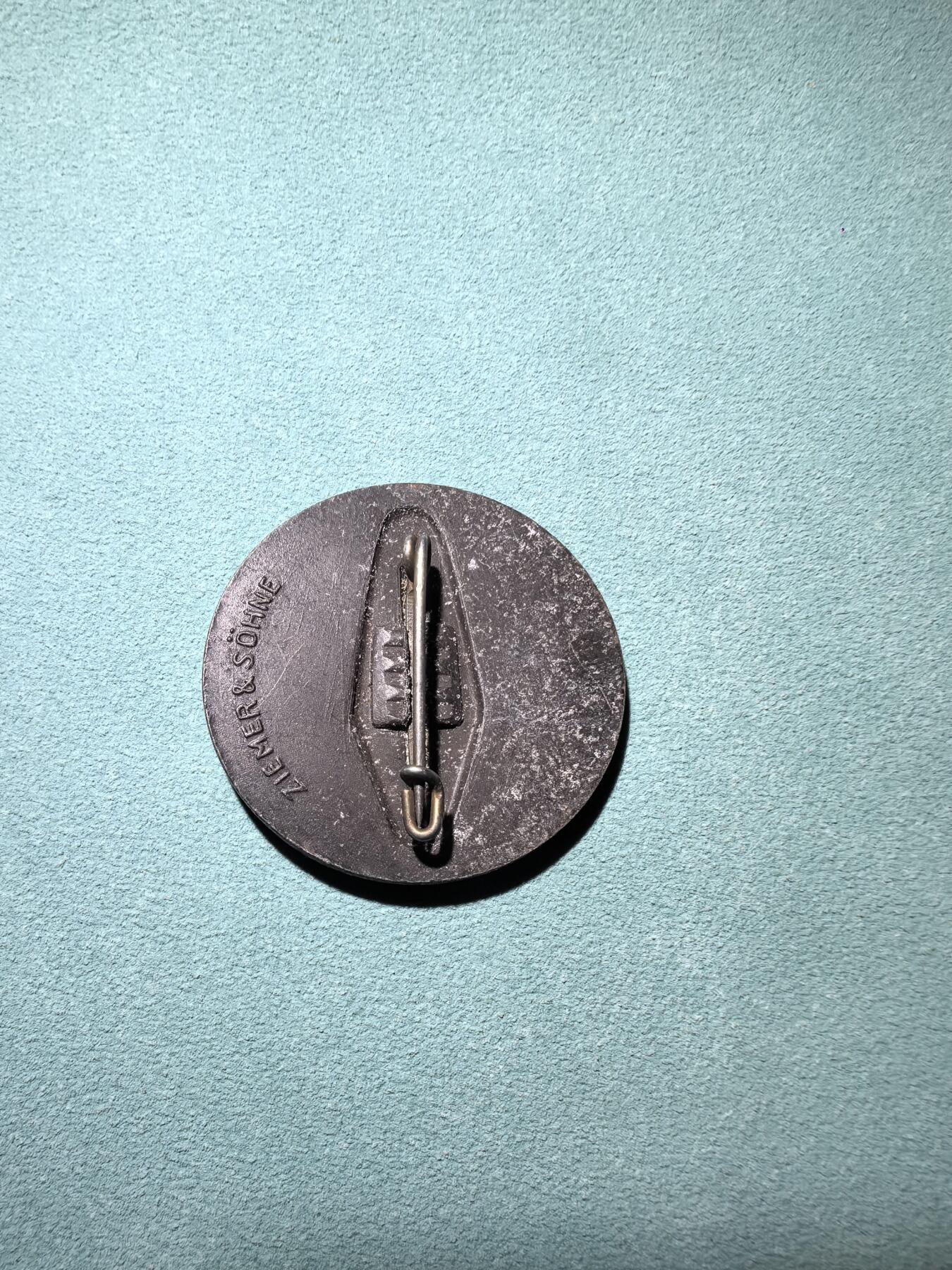 盛世勋华——号角文化勋章邮票专场拍卖第300期 德国（1939）1937年五一劳动节纪念证章 带厂标