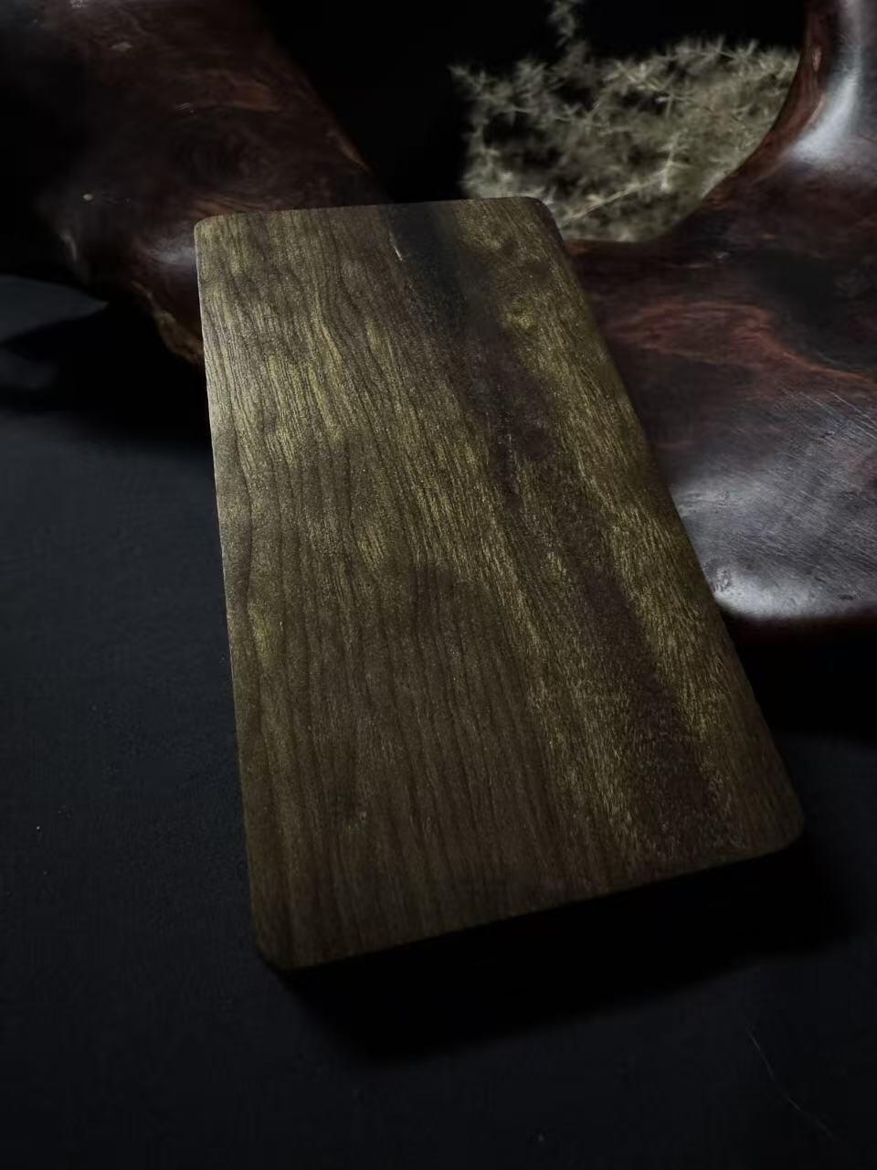 零元拍：B18金丝楠牌子，香喷喷的小金砖，金光闪闪，90/50/14MM