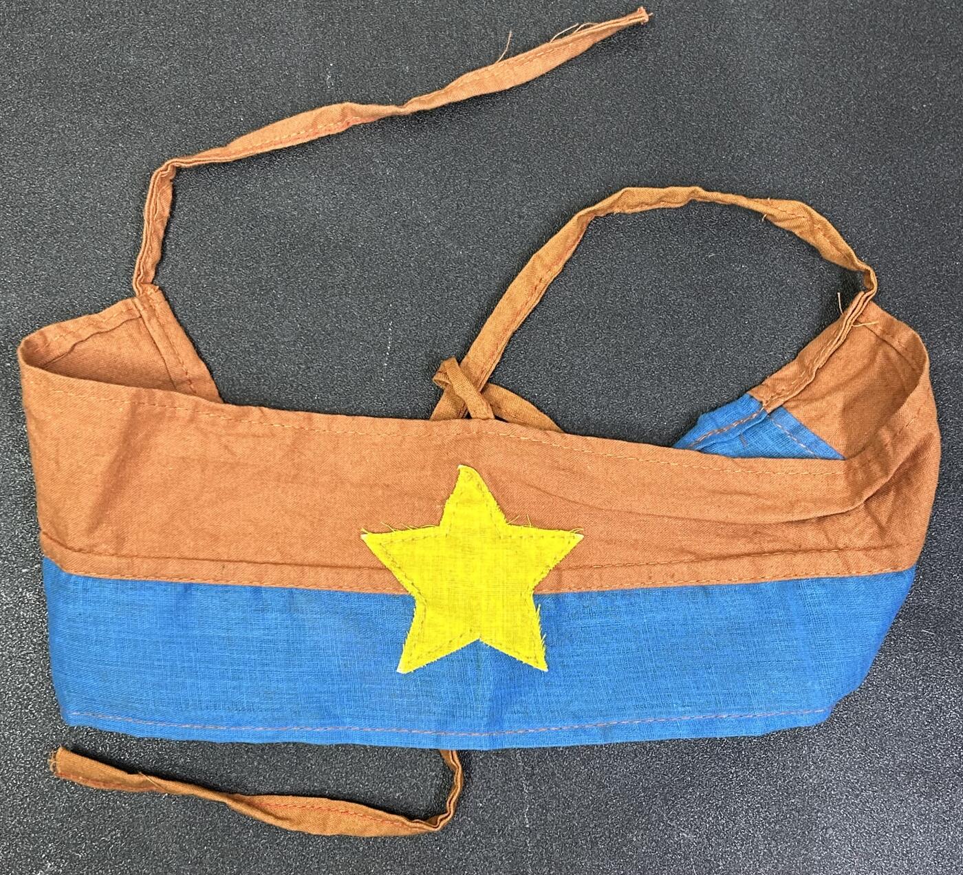 西秦中古拍卖第七十三期 越南南方民族解放阵线臂章 南方游击队臂章 早期拼布