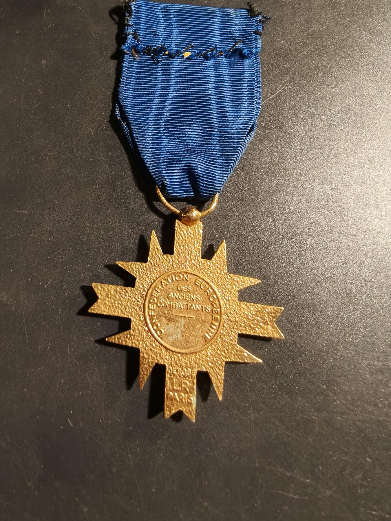 老王徽章第178期