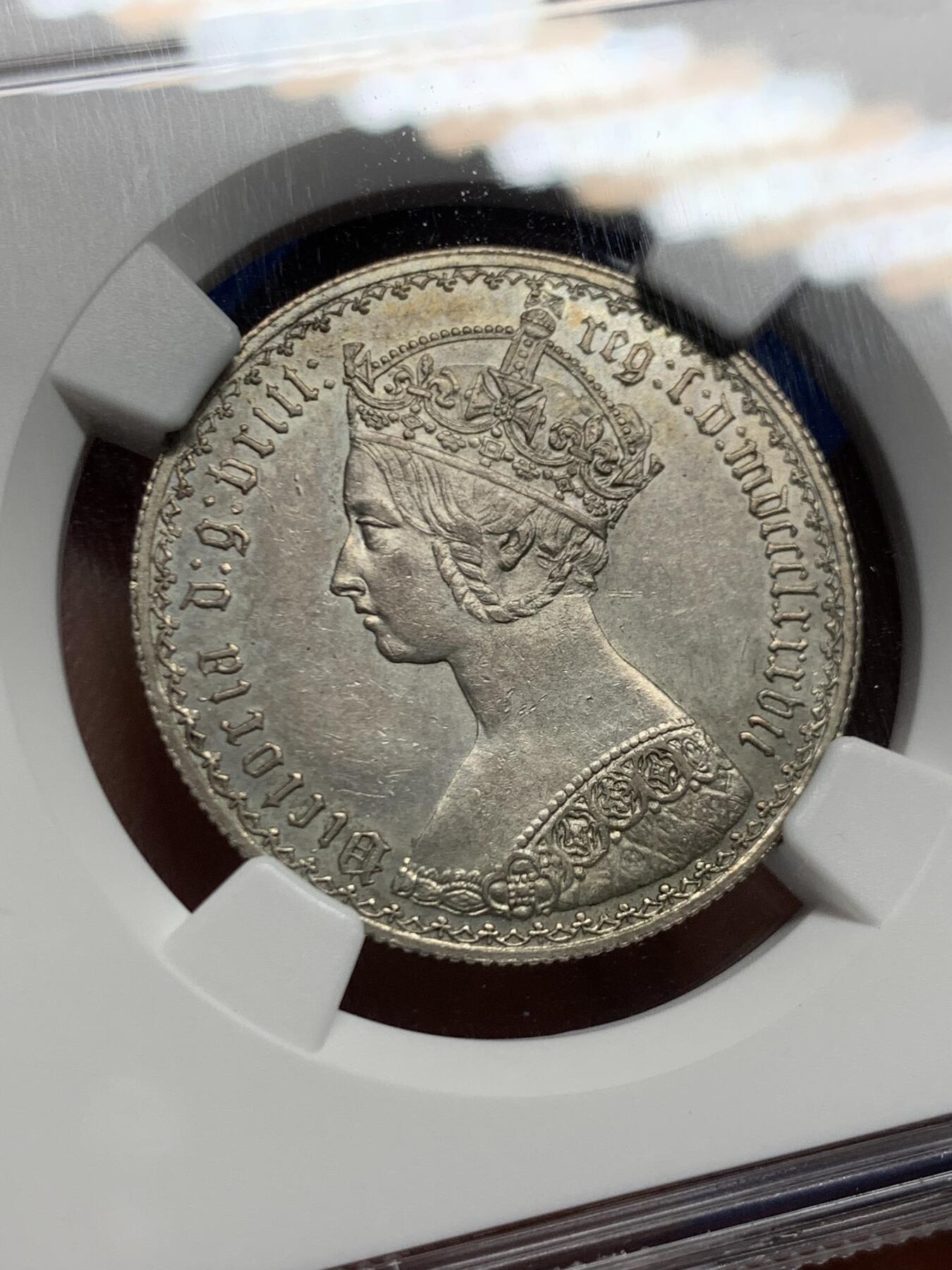 《竞宝斋》第460场 周日，周一，2场连拍 （全场包邮）欢迎送拍 NGC UNC 英国 1887年 哥特体福林银币 细节非常好 感觉可以再试试评级