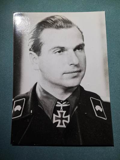 盛世勋华——号角文化勋章邮票专场拍卖第300期 - 德国（1939）骑士十字勋章获得者照片 卡尔·弗洛利施 佩戴骑士十字勋章等