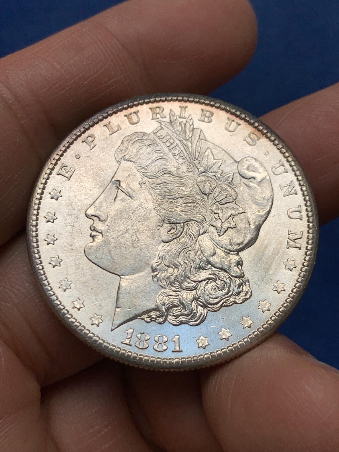 《竞宝斋》第460场 周日，周一，2场连拍 （全场包邮）欢迎送拍 美国1881年摩根1美元银币