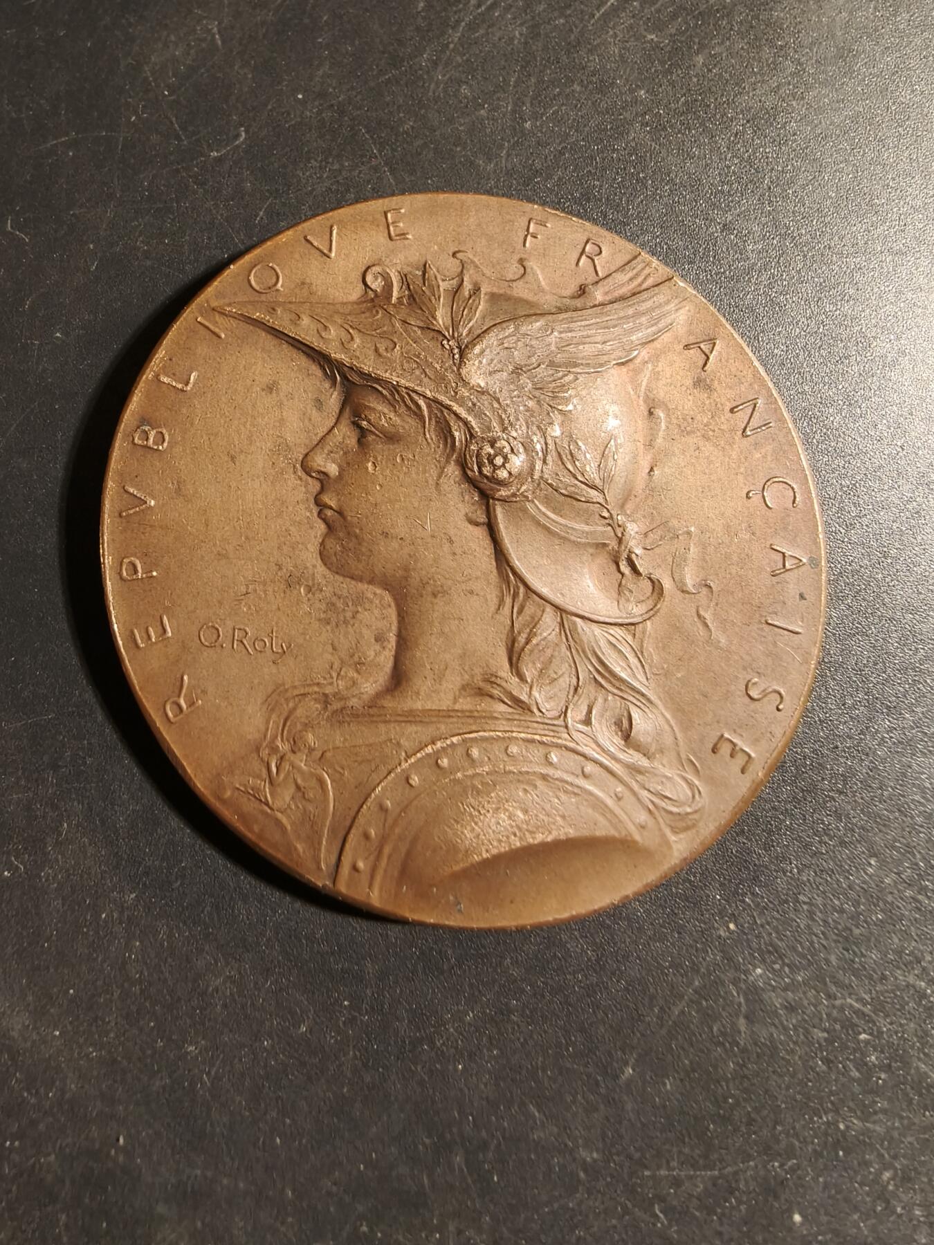 老王徽章第178期 法国一战战争部“为了祖国”大铜章      原盒      戎装玛丽安娜，大师罗蒂版本     直径50mm    重量60.2g