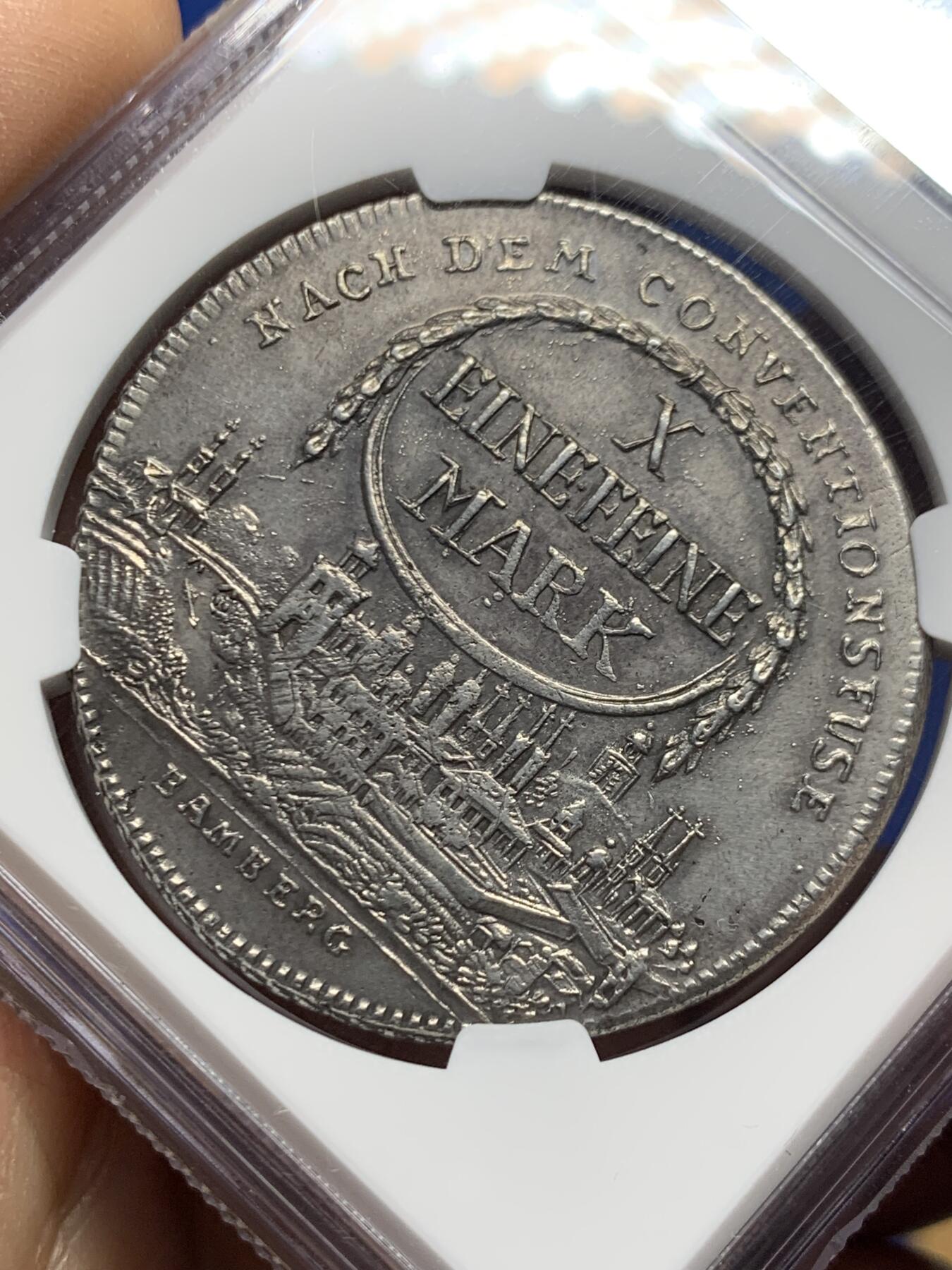 《竞宝斋》第460场 周日，周一，2场连拍 （全场包邮）欢迎送拍 NGC MS61 德国 1800班贝格主教区 景观泰勒 大银币 稀见MS品种