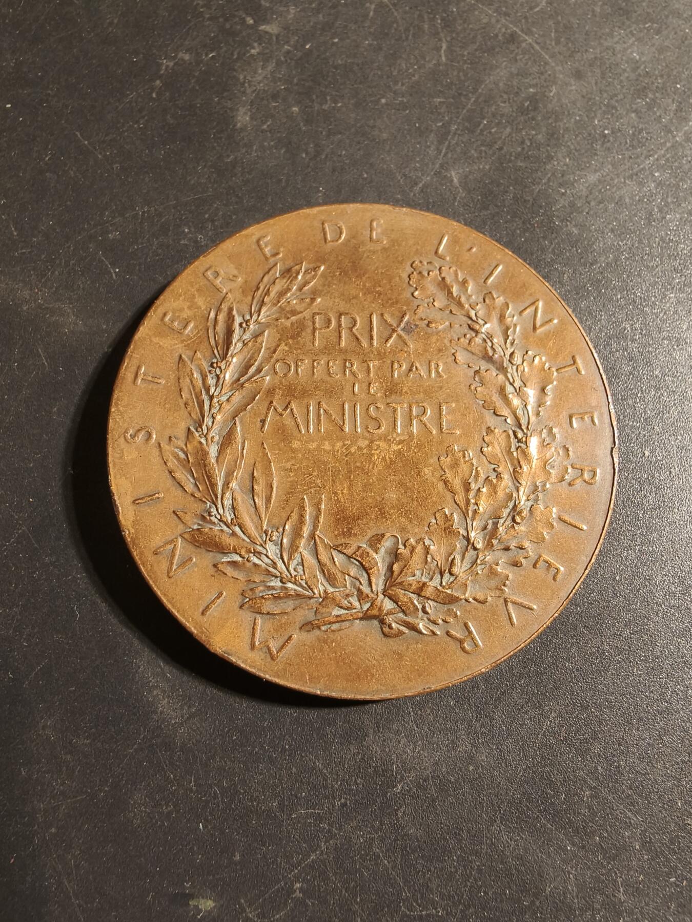 老王徽章第178期 法国内务部大铜章    原盒    戎装玛丽安娜     大师罗蒂版本     直径50mm    重量58.4g