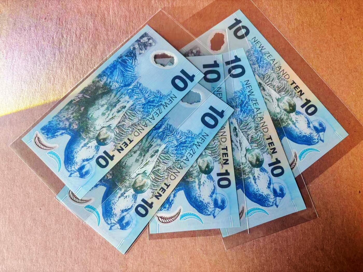 【Blue Auction】世界纸币精拍第777期——18级TOP拍卖/信誉/品质/专业/高效💫 【一组5张 含AA冠】新西兰 10元 塑料钞 全新UNC