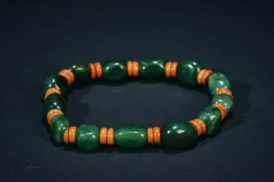 上海都达杂项专场三十四【年后发货全场包邮】  天然和田玉碧玉随形糖珠手串 附鉴定证书86-81