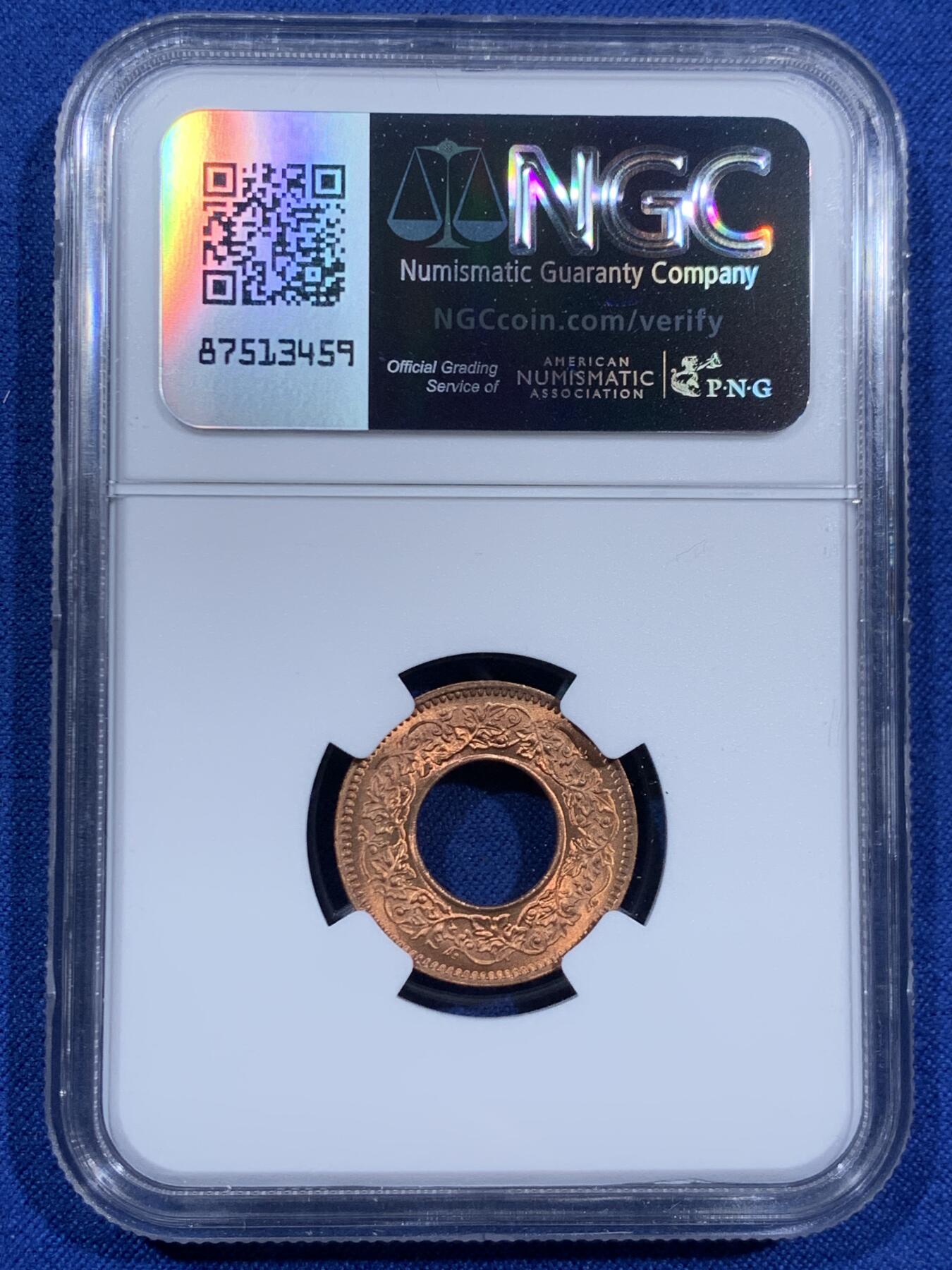 《竞宝斋》第460场 周日，周一，2场连拍 （全场包邮）欢迎送拍 NGC MS66RD 英属印度 1943年 1PICE 中孔铜币 亚军分