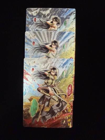 奇点新卡 无佣金 不寄存 不收拍   主攻奇点（有大佬赞助）需要多宫大佬请私聊 部分卡牌设有底价（不想玩的那么累，即使有底价也会比市场价便宜的多，懂的自然懂） 拒绝小号抬价 大家放心拍 所有拍品部分套有卡膜 部分卡牌多宫 自制卡牌 不包厂瑕 放大镜 品控 勿拍 流拍商品会循环 感谢大家支持 留个关注 不定时上新 谢谢 - 奇点卡牌 巾帼红颜 邓婵玉 三服饰粗闪