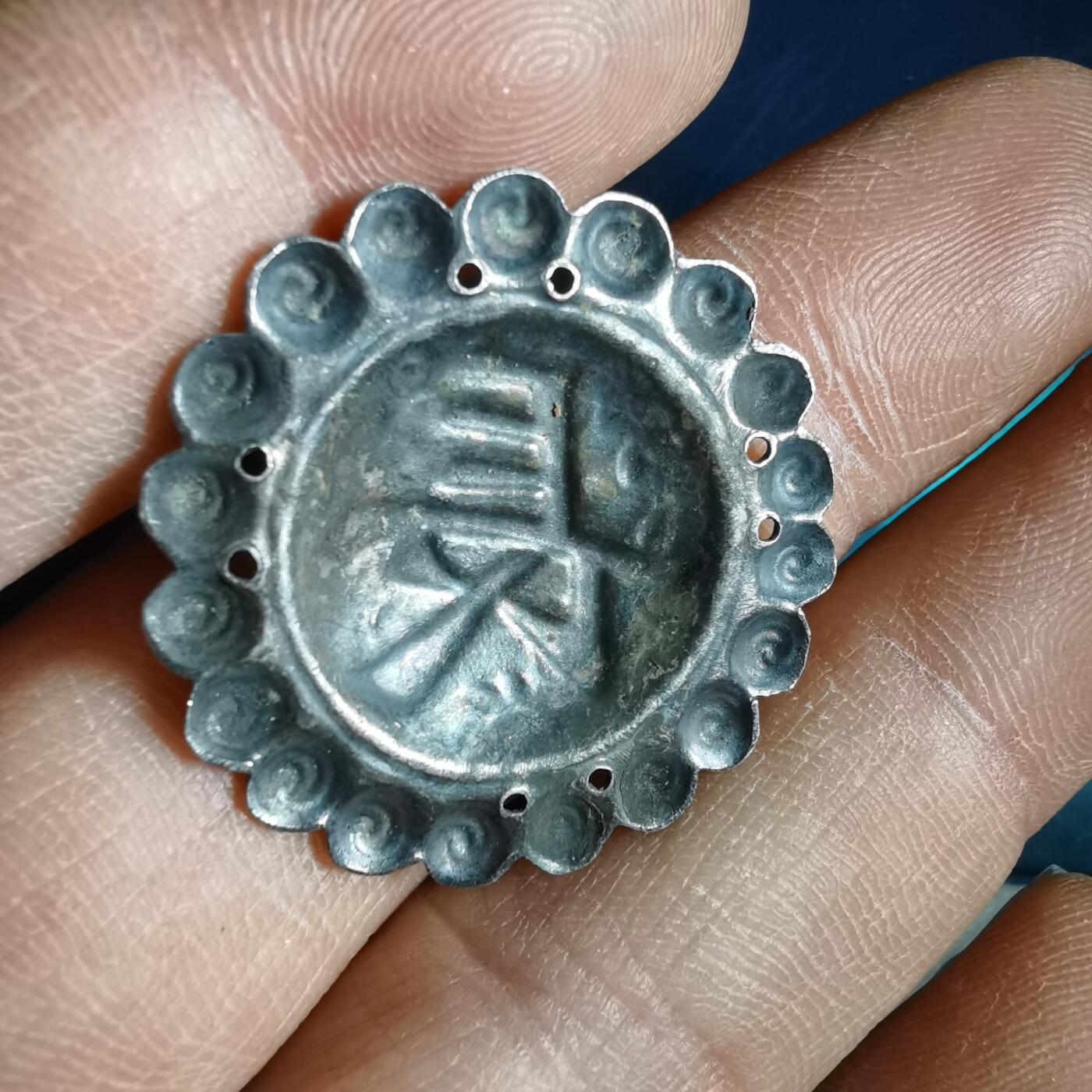 沼泽如烟--第967场 银帽花