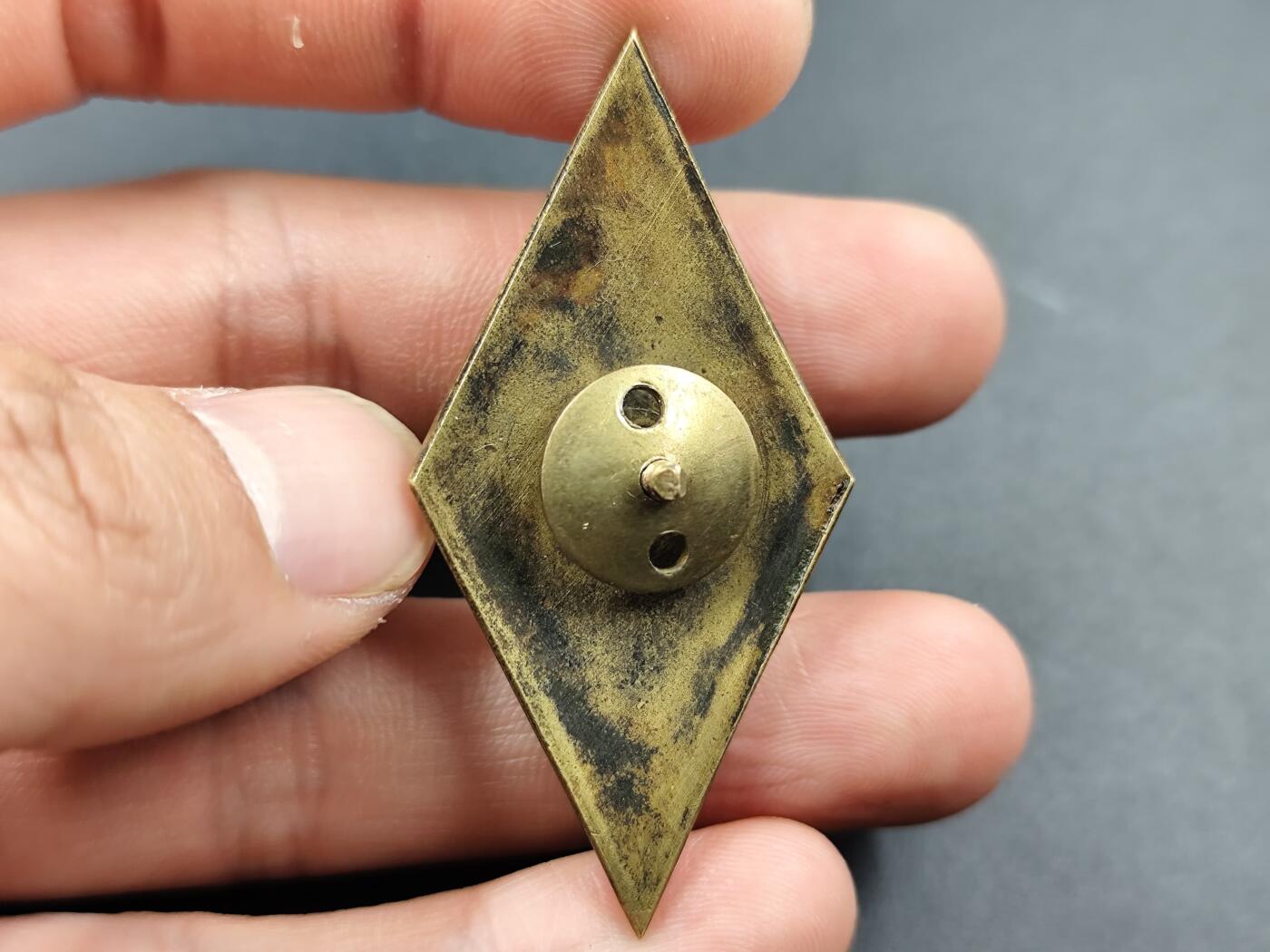 1月18日徽章钱币专场